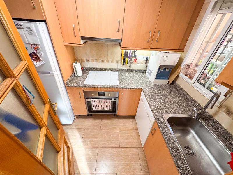 Foto 8707534a-2ea4-411e-bf4b-979b765c2a55. Casa adossada amb calefacció aparcament piscina a Torrevieja