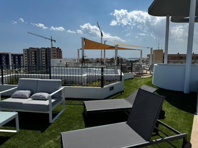 Foto 03a6cdcd-b1e1-4b0f-8fce-8ea2a21cdbe5. Appartement avec chauffage parking piscine dans Punta Prima Torrevieja