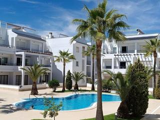 Apartamento en La Veleta. Moderno apartamento en la veleta, torrevieja, a solo 100 metros