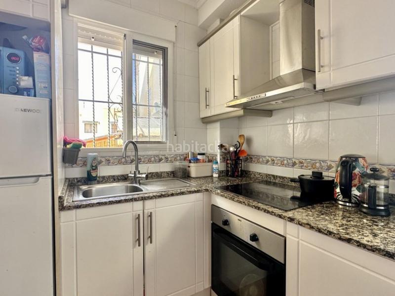 Foto 7c11f9c4-5026-4a4f-8ca3-3cca15043cd7. Casa a schiera con riscaldamento parcheggio piscina in Orihuela