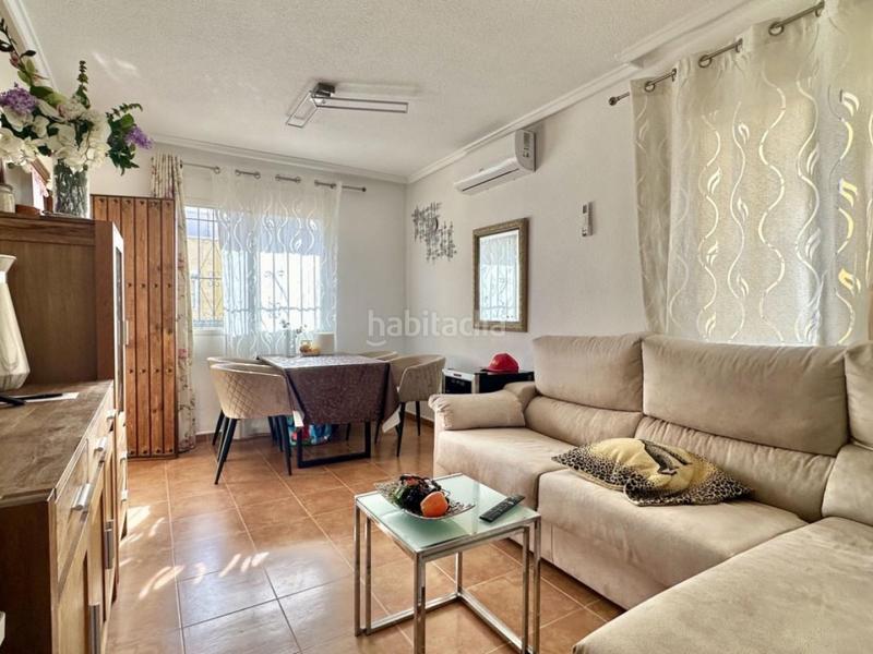 Foto 8218f399-d07b-4f85-9dbf-3de139f8679a. Casa a schiera con riscaldamento parcheggio piscina in Orihuela