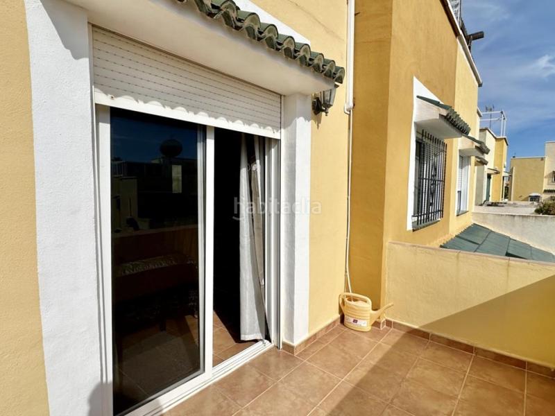 Foto 8475e95d-f934-4ed5-a084-c9724168a523. Casa a schiera con riscaldamento parcheggio piscina in Orihuela