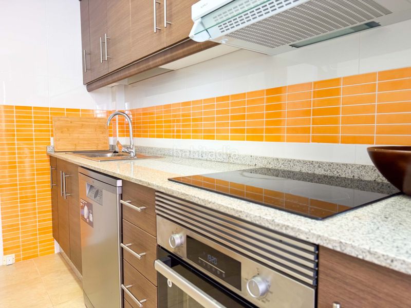 Foto 28a38a1d-d3f7-45bb-922e-89f53b52276d. Casa adossada amb calefacció aparcament a Algorfa