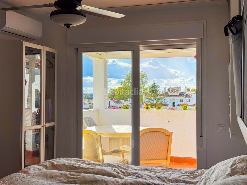 Foto 41b54135-4b05-4dbd-9391-4925d1d6f101. Apartament amb calefacció aparcament piscina a Nueva Atalaya Estepona