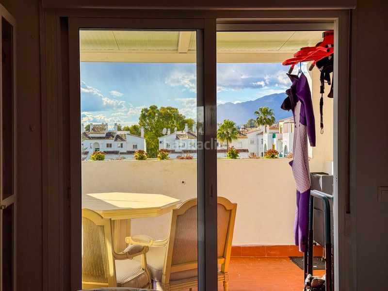 Foto 6b1c15e7-135b-4442-a35a-b7868a2ef143. Apartament amb calefacció aparcament piscina a Nueva Atalaya Estepona