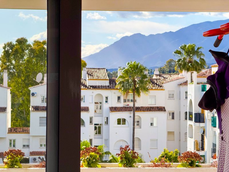 Foto cd6a66e1-f53c-42b0-886b-6c618cc8e56c. Apartament amb calefacció aparcament piscina a Nueva Atalaya Estepona