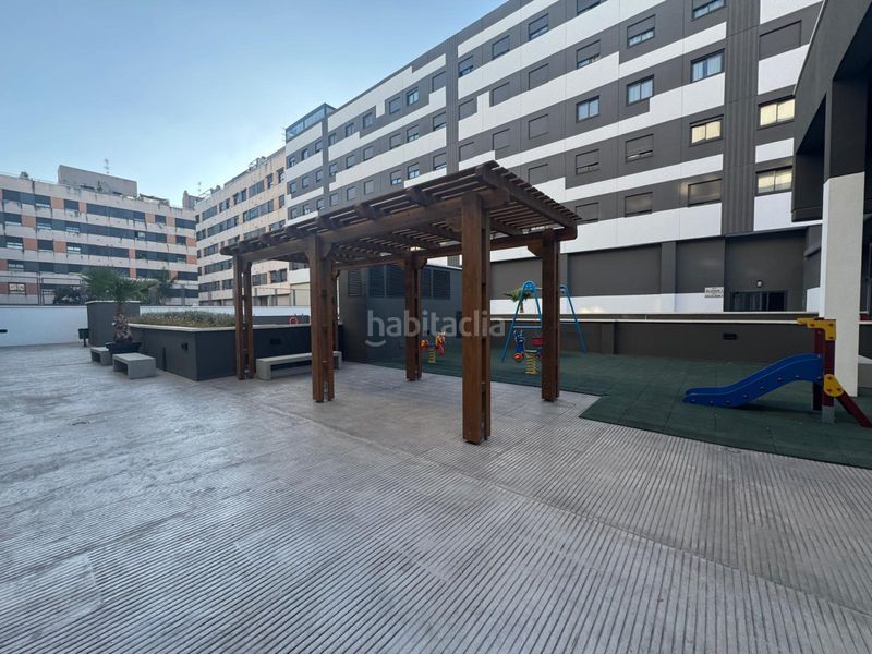 Foto 4221aed3-39db-4210-978e-2e6df8092d9b. Àtic amb calefacció aparcament piscina a Garbinet - Parque de las Avenidas Alicante