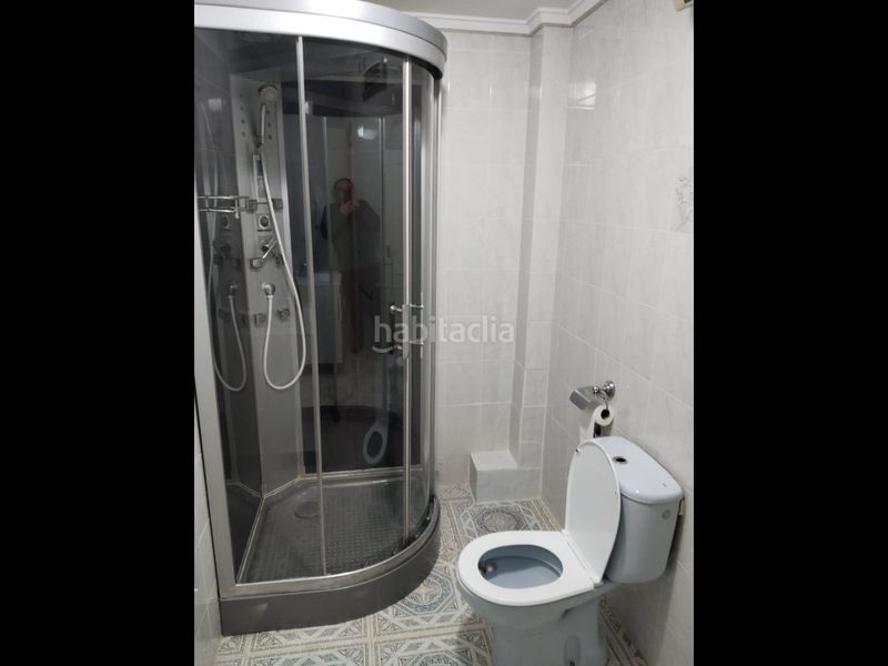 Foto 1859f78e-c962-4d16-8d88-12d59fa29ec9. Planta baixa amb calefacció aparcament piscina a Torrevieja