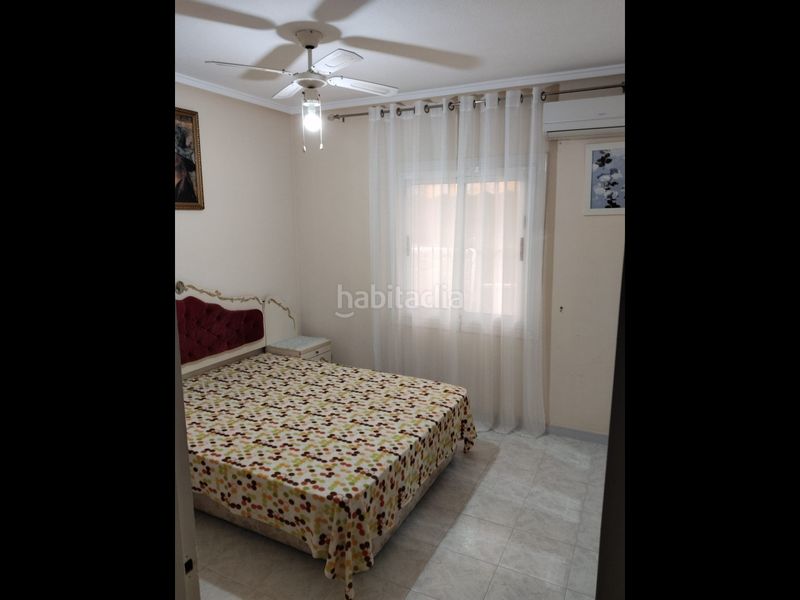 Foto c9358e2c-4985-4d91-bd85-8a21975535d7. Planta baixa amb calefacció aparcament piscina a Torrevieja