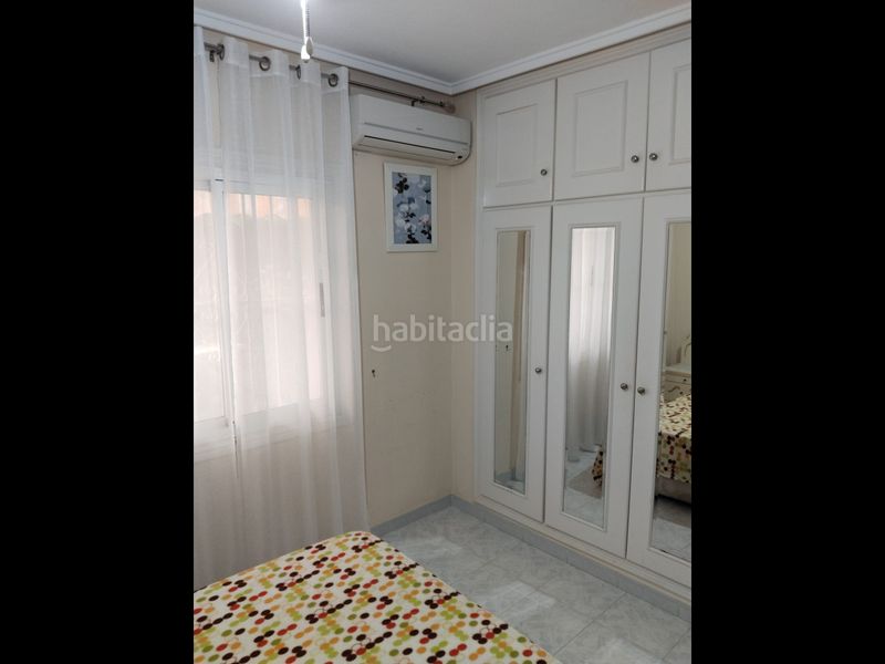 Foto f54be587-c623-4016-b8f8-1d2db41c6c6f. Planta baixa amb calefacció aparcament piscina a Torrevieja