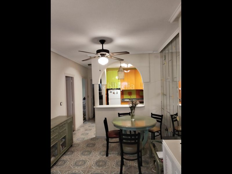 Foto fbb6cac8-1666-47d2-b6dd-2d6ee91a0e9f. Planta baixa amb calefacció aparcament piscina a Torrevieja