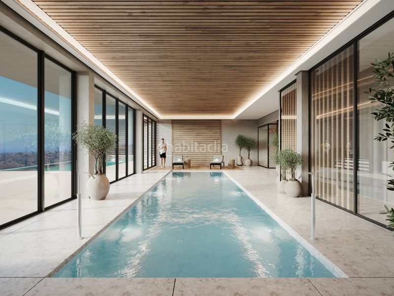 Foto fd901b52-b327-4e7d-99cc-bec44dd7736d. Chalet esta villa exclusiva en Elviria combina arquitectura moderna con un entorno natural privilegiado, ofreciendo vistas despejadas al en Marbella