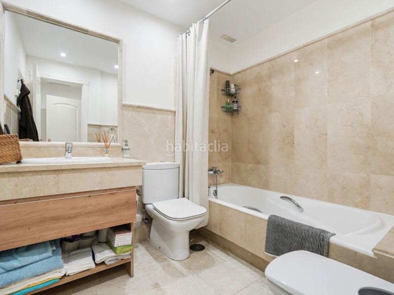 Foto 53f844f0-15c0-47c2-ac49-0edf377ddae9. Planta baixa amb calefacció aparcament piscina a Marbella