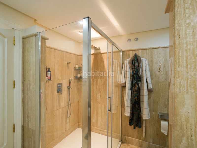 Foto fdf0bde9-68f2-4702-b6c9-8d2faa4d46bb. Planta baixa amb calefacció aparcament piscina a Marbella