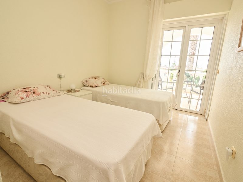 Foto 4e1481e0-7458-42b6-8ca7-c1a365fc3833. Casa amb calefacció aparcament piscina a Centro de la Ciudad Quesada Rojales