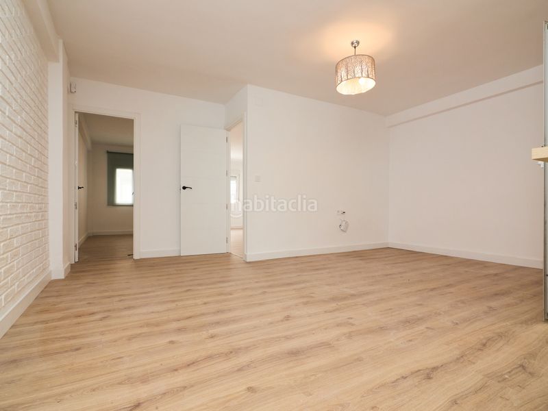 Foto 7a1d3f17-05f6-4363-b99d-0a57703b6415. Apartament amb calefacció a El Molino Torrevieja