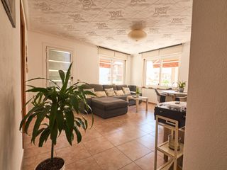 Appartement in El Molino. Amplio piso en torrevieja con solárium privado y entrada indepen