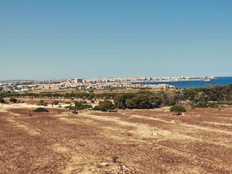 Foto 0224be62-7937-41f5-8366-0ff7664f1765. Apartament amb calefacció aparcament piscina a Punta Prima Torrevieja