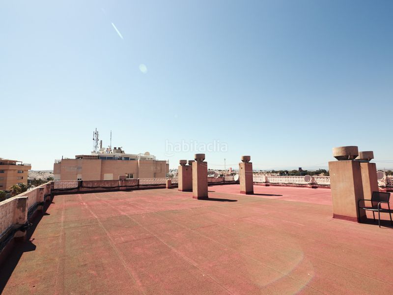 Foto 523b6534-f2f7-4c79-bbc8-3ea2a16cc0ba. Apartament amb calefacció aparcament piscina a Punta Prima Torrevieja