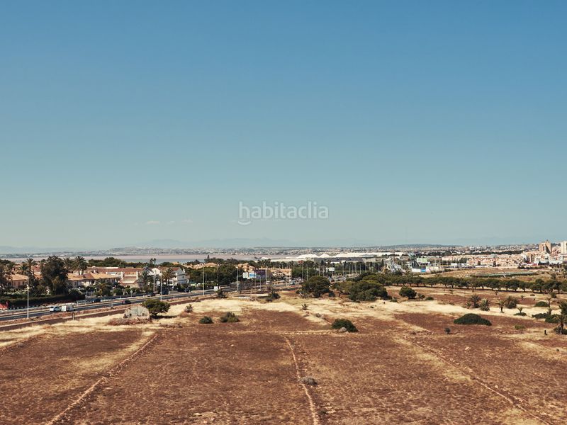 Foto db73e48e-549c-48c2-bea0-ee149854fe98. Apartament amb calefacció aparcament piscina a Punta Prima Torrevieja