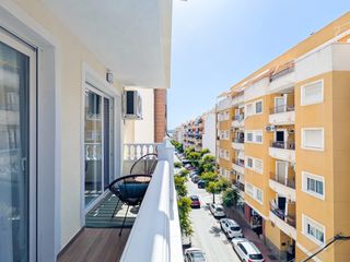 Flat in Parque de las Naciones. Se venden apartamentos de 105 m en torrevieja con una reforma de