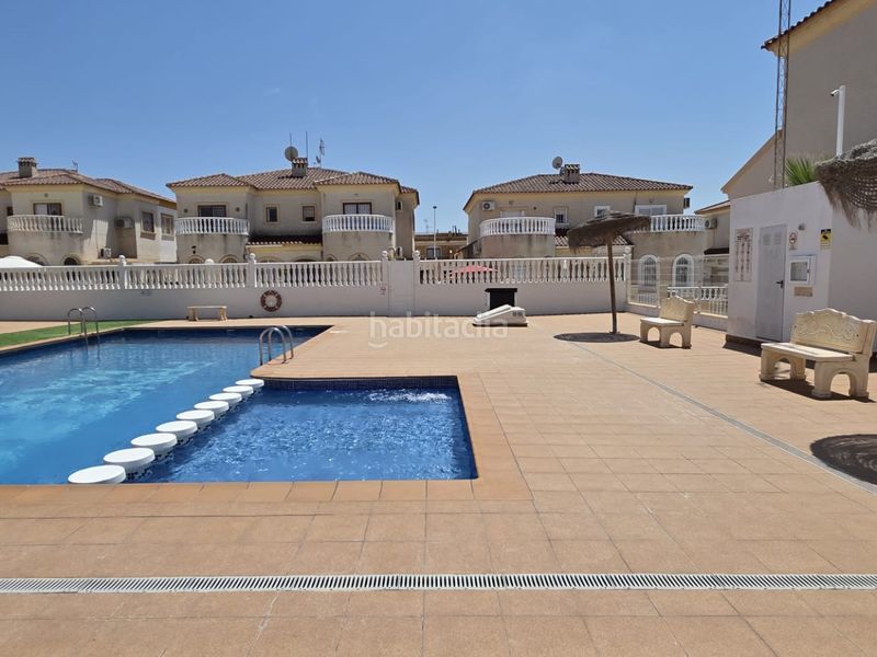 Foto fb39f451-92a5-4f11-8763-a5a8d371c244. Casa adossada amb calefacció aparcament piscina a Torrevieja