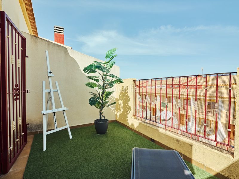 Foto 028846f4-309a-4002-89c9-5ea523217571. Casa adossada amb calefacció aparcament piscina a Orihuela
