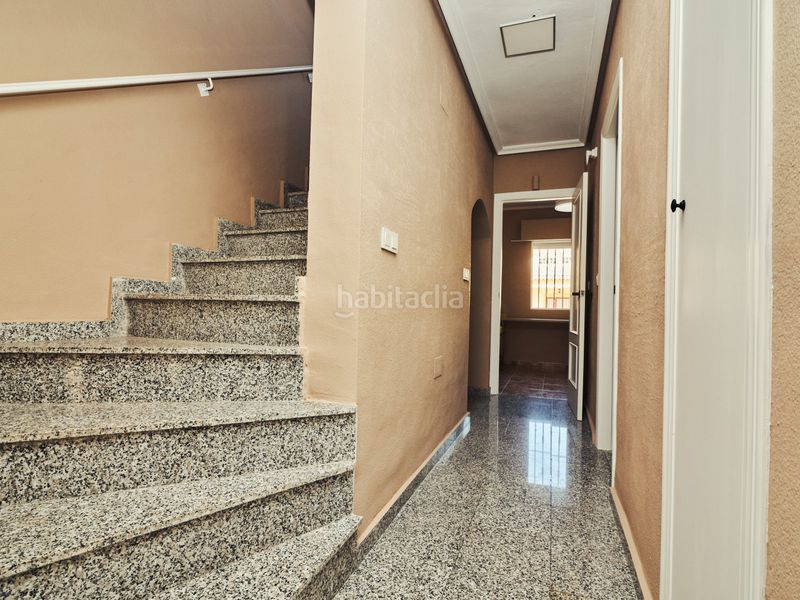 Foto c450af72-b2f8-496b-bd71-9f4c8992cbe9. Casa adossada amb calefacció aparcament piscina a Orihuela