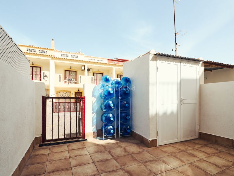 Foto c5daebae-01bf-4d34-b363-8856c73a7c9f. Casa adossada amb calefacció aparcament piscina a Orihuela