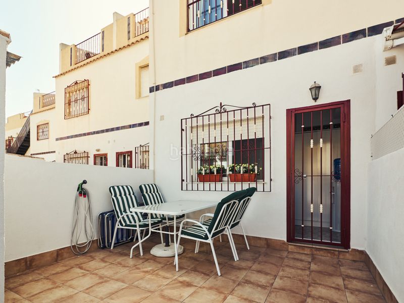 Foto f8c649f8-0224-4605-b897-de114f2aa75f. Casa adossada amb calefacció aparcament piscina a Orihuela