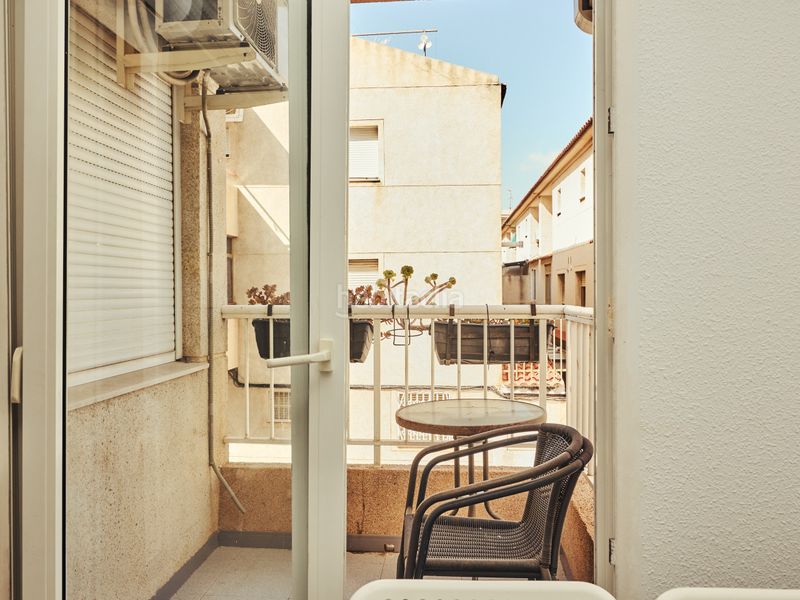 Foto 7695c858-f3e1-47fc-bab0-f9335c33f474. Apartament amb calefacció a El Acequión Torrevieja