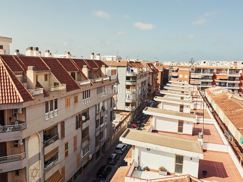 Foto 93e3a403-fa46-47df-9722-310cd38bcb11. Apartament amb calefacció a El Acequión Torrevieja