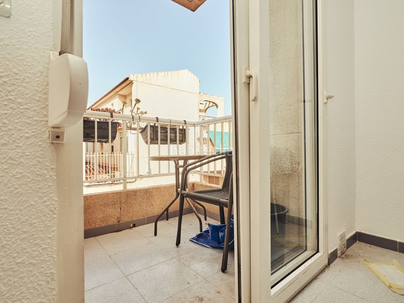 Foto afd07d3b-9cf1-41fb-abe7-fe1a5627d05f. Apartament amb calefacció a El Acequión Torrevieja