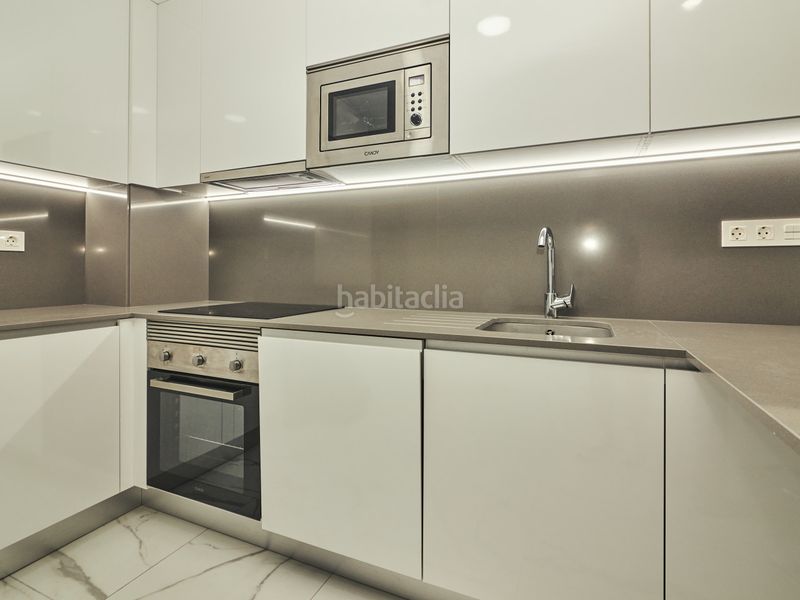 Foto 21a1127d-6a31-4e42-973b-5864e85ad155. Apartament amb calefacció aparcament piscina a Avenida Habaneras - Curva de Palangre Torrevieja