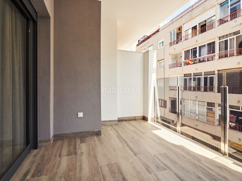 Foto 28978d36-99c8-413f-8c38-c82834f2faf9. Apartament amb calefacció aparcament piscina a Avenida Habaneras - Curva de Palangre Torrevieja