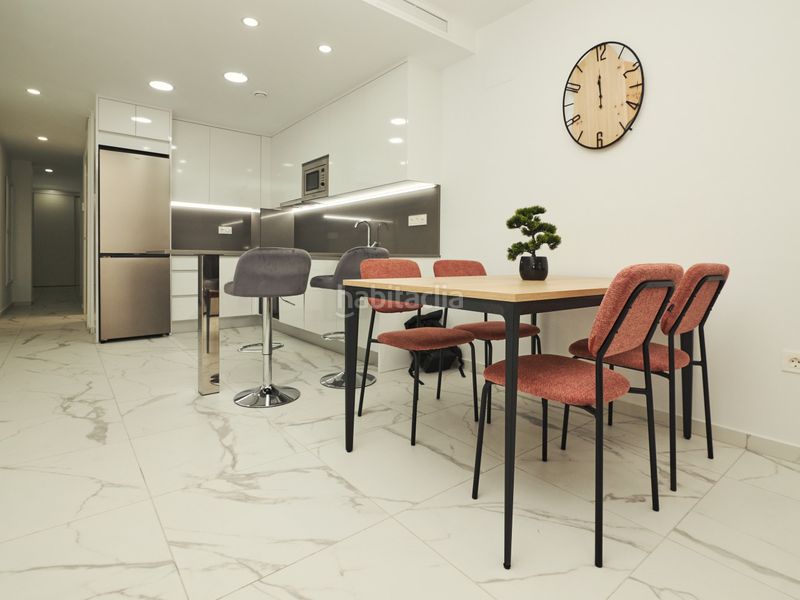 Foto 67d0cc31-8336-47c0-a2c2-9800657daf70. Apartament amb calefacció aparcament piscina a Avenida Habaneras - Curva de Palangre Torrevieja