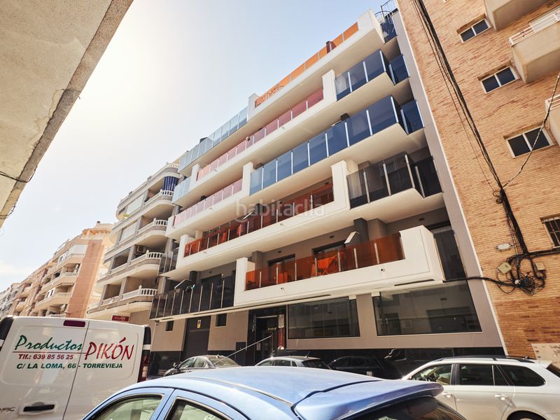 Foto 89423e35-c500-419a-85c4-a7101ecdae6b. Apartament amb calefacció aparcament piscina a Avenida Habaneras - Curva de Palangre Torrevieja