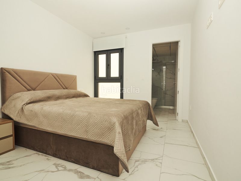 Foto 8ec11e37-928a-41f8-b2ec-1a4ed9b5720b. Apartament amb calefacció aparcament piscina a Avenida Habaneras - Curva de Palangre Torrevieja