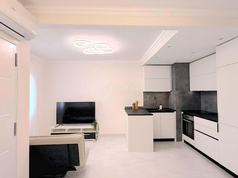 Foto f77a696b-fb02-4ee7-9886-35a3baef0c46. Casa adossada amb calefacció piscina a nueva Torrevieja Torrevieja