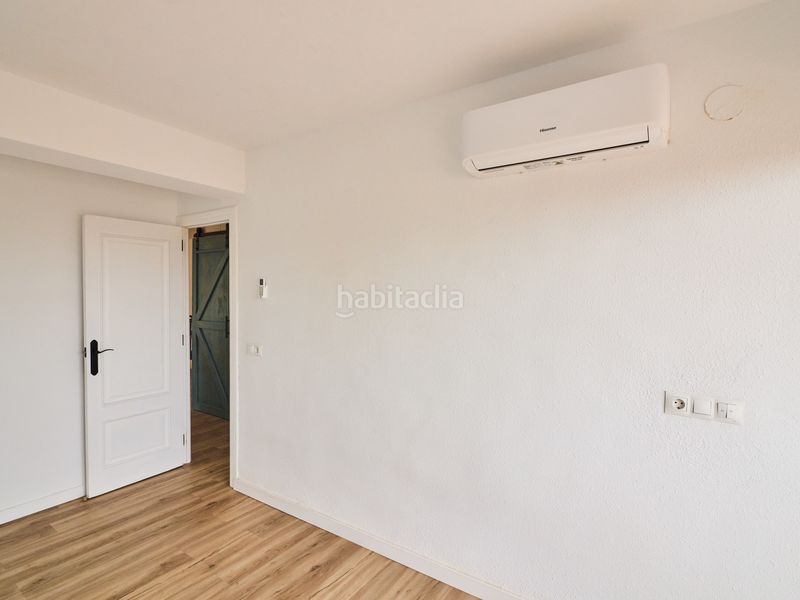 Foto ec963254-b904-4c83-a74a-fa65a1bd70a2. Apartament amb calefacció a Los Europeos Torrevieja