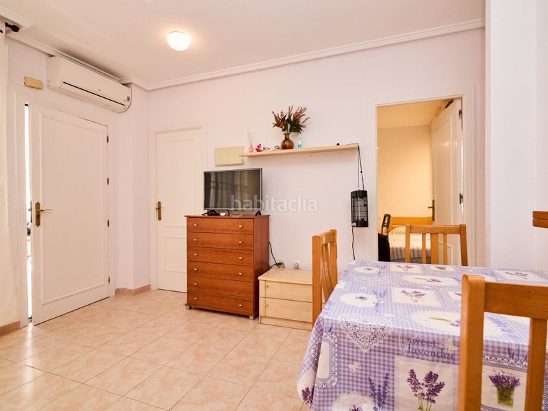 Foto 4bd4b9d1-26f7-46d0-897a-bb393d92dc97. Apartament amb calefacció piscina a La Veleta Torrevieja