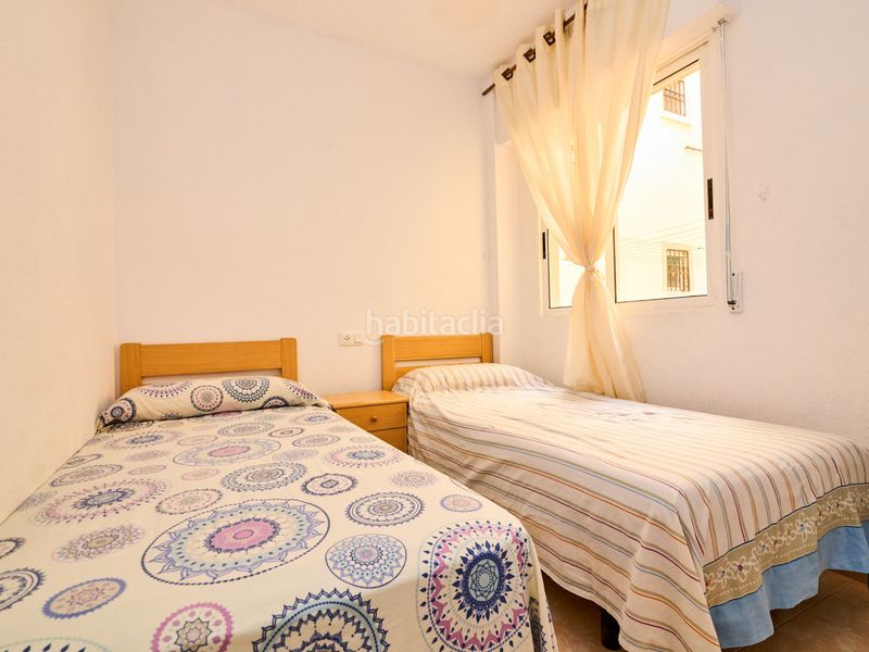 Foto 8f0947b6-6c31-483b-b850-f3a70f2fa9d1. Apartament amb calefacció piscina a La Veleta Torrevieja