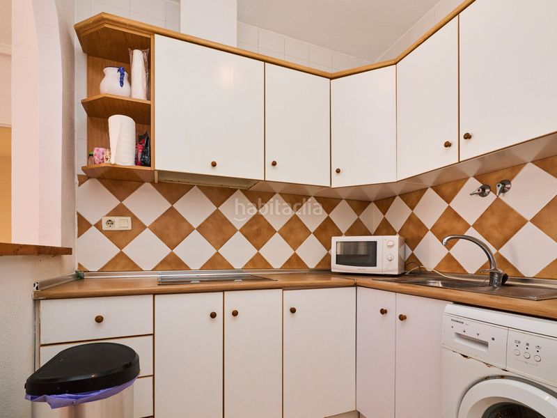 Foto 9c66a592-5e86-42aa-b526-7cdf7a74e5f4. Apartament amb calefacció piscina a La Veleta Torrevieja