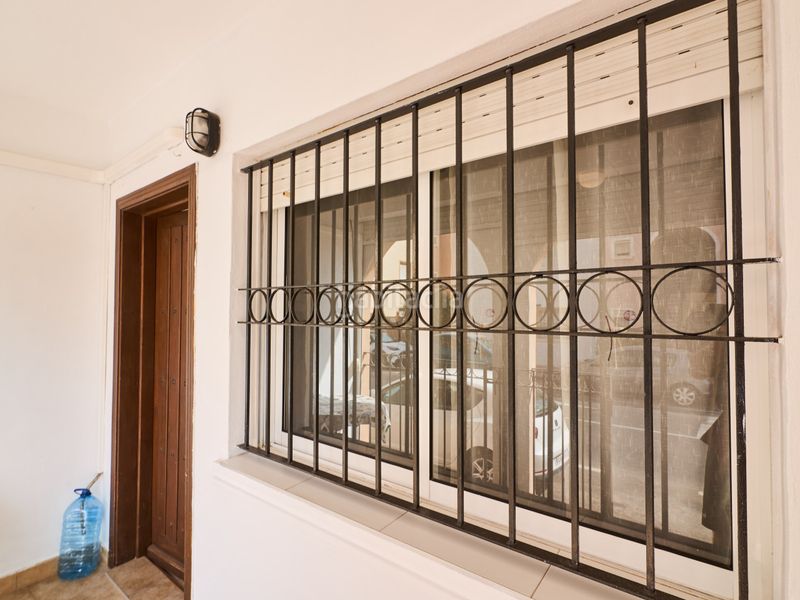Foto acf9e19a-c596-4b11-810a-8c8782fc25ec. Apartament amb calefacció piscina a La Veleta Torrevieja
