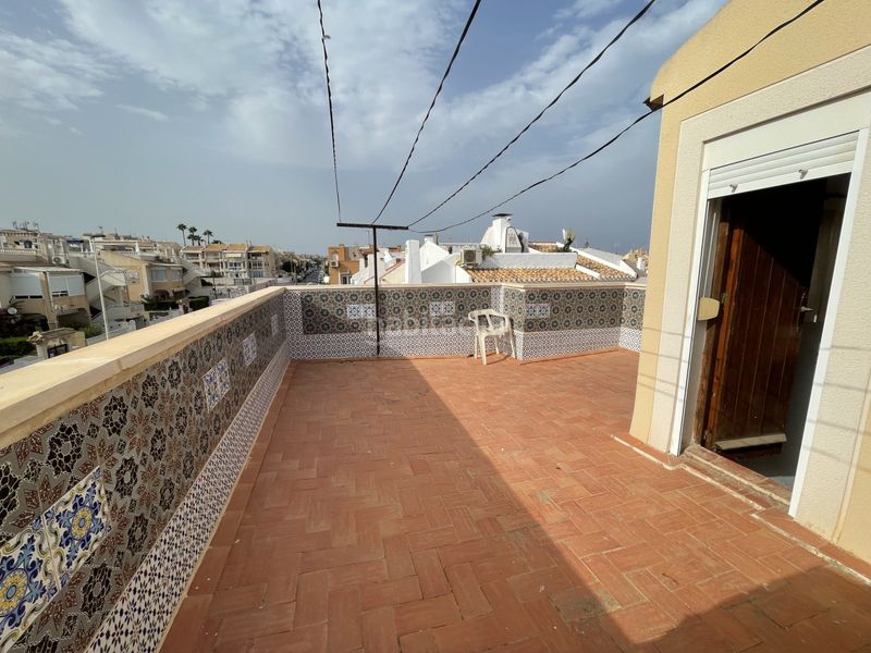 Foto 621a07cd-0534-48eb-8119-c17b1ba0ad90. Casa adossada amb calefacció aparcament a Zona los Frutales Torrevieja