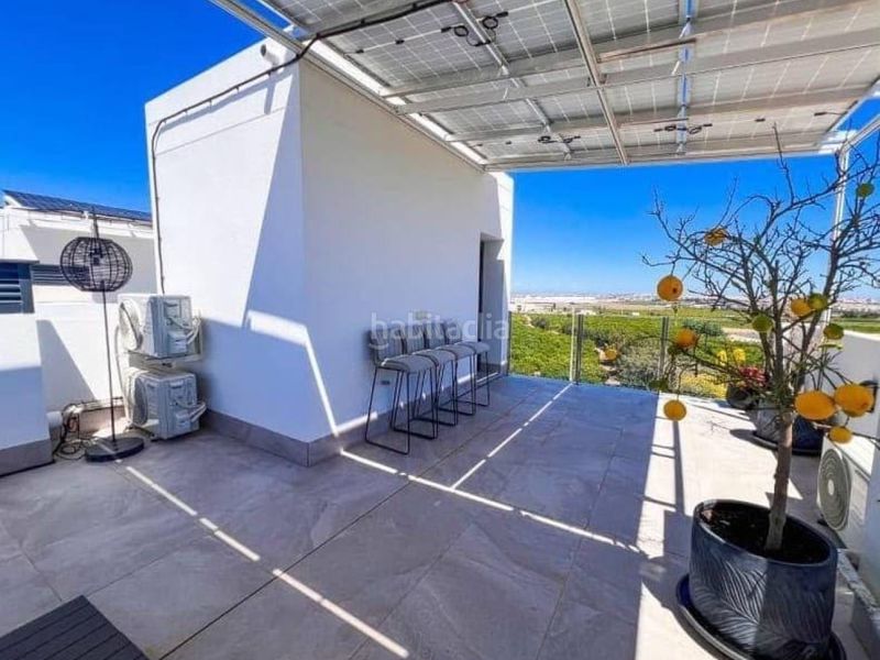 Foto cffeacca-3084-460e-9365-aaf97a5a13ba. Casa amb calefacció aparcament piscina a Los Balcones-Los Altos Torrevieja