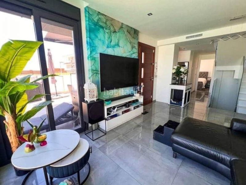 Foto e2b4fa6f-1061-4e34-a6ea-85810f64936e. Casa amb calefacció aparcament piscina a Los Balcones-Los Altos Torrevieja