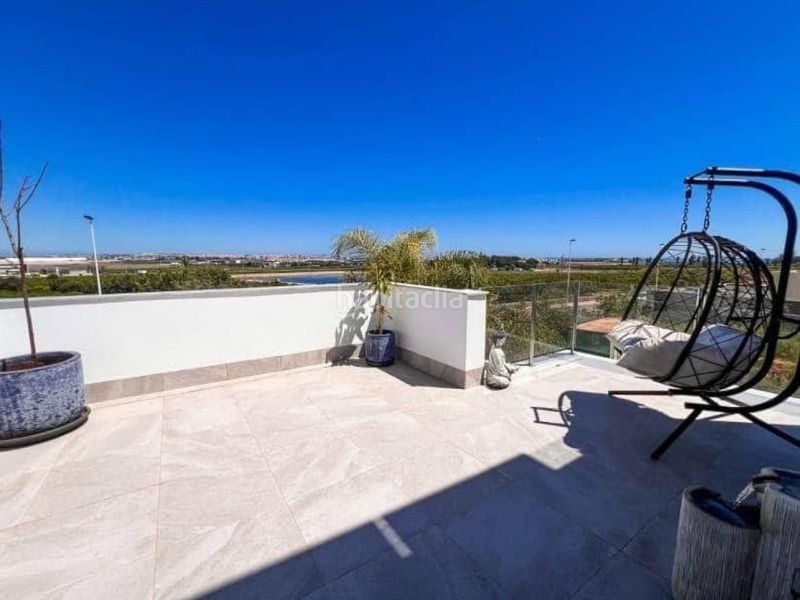 Foto e726eb64-f603-464d-90bd-387bdd659756. Casa amb calefacció aparcament piscina a Los Balcones-Los Altos Torrevieja