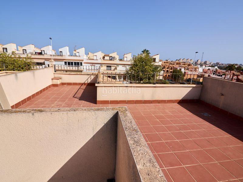Foto a906683e-2342-40bf-91d2-ee51432c4cea. Casa adossada amb calefacció piscina a Parque Acuático - Sector 25 Torrevieja