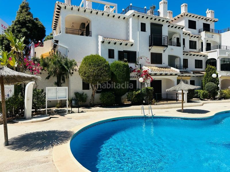 Foto 2a3510ce-fc8b-4e1b-b2d9-eb7eee0fda81. Casa amb calefacció piscina a Cabo Roig Orihuela